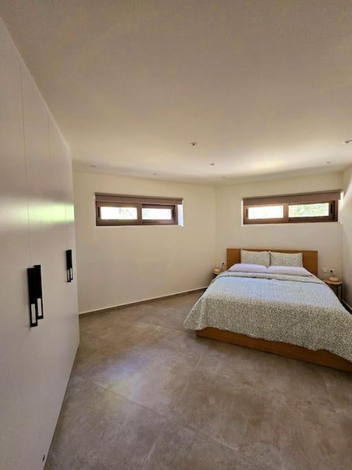 Wind Apartment In Айя-Румели Экстерьер фото